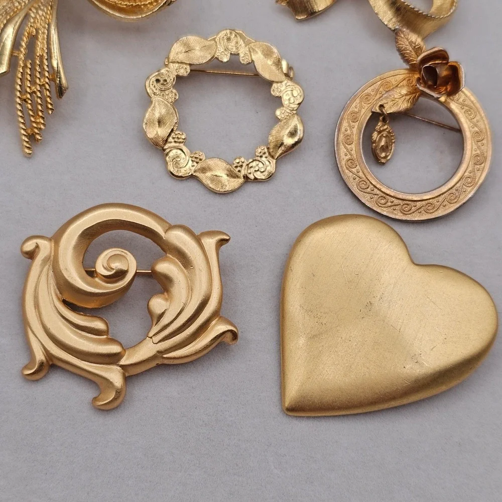 Vintage‎ Brooch Pin Lot 6pc Gold Tone Heart Bow Faux Pearl Floral Classic